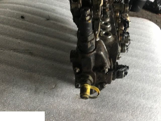 Manitou MT - Rozdzielacz - Υδραυλική βαλβίδα για Γεωργικά μηχανήματα: φωτογραφία 5 Manitou MT - Rozdzielacz - Υδραυλική βαλβίδα για Γεωργικά μηχανήματα: φωτογραφία 5