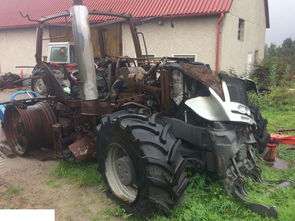 Massey Ferguson 8690 - Zwolnica - Zwrotnica - Półoś - Skrzynia - Silnik - Ανταλλακτικό για: φωτογραφία 1 Massey Ferguson 8690 - Zwolnica - Zwrotnica - Półoś - Skrzynia - Silnik - Ανταλλακτικό για: φωτογραφία 1