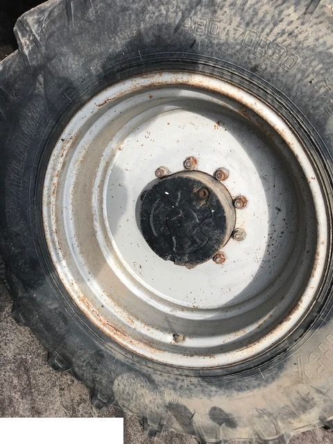 Massey Ferguson - Felga 16x30 - Ζάντα για Γεωργικά μηχανήματα: φωτογραφία 1 Massey Ferguson - Felga 16x30 - Ζάντα για Γεωργικά μηχανήματα: φωτογραφία 1