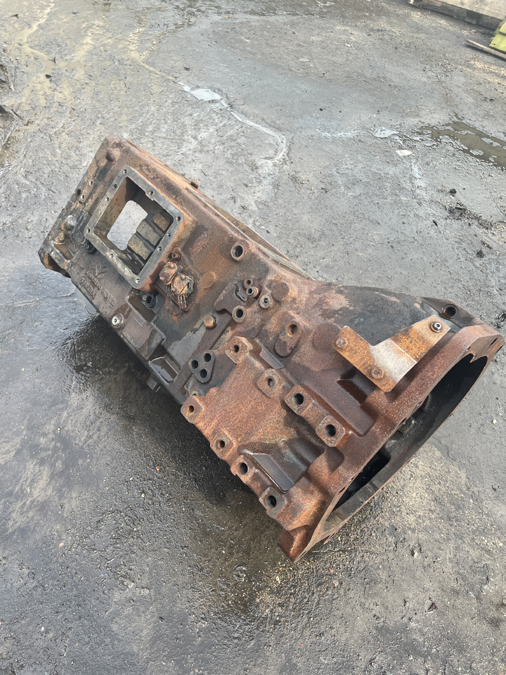 New Holland 8160 - obudowa skrzyni biegów 5164693 - Κιβώτιο ταχυτήτων για Τρακτέρ: φωτογραφία 2 New Holland 8160 - obudowa skrzyni biegów 5164693 - Κιβώτιο ταχυτήτων για Τρακτέρ: φωτογραφία 2