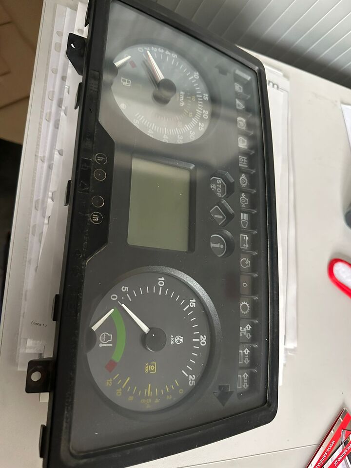 Panel | Deska Rozdzielcza - AL160440 - John Deere - Ταμπλό αυτοκινήτου για Γεωργικά μηχανήματα: φωτογραφία 1 Panel | Deska Rozdzielcza - AL160440 - John Deere - Ταμπλό αυτοκινήτου για Γεωργικά μηχανήματα: φωτογραφία 1