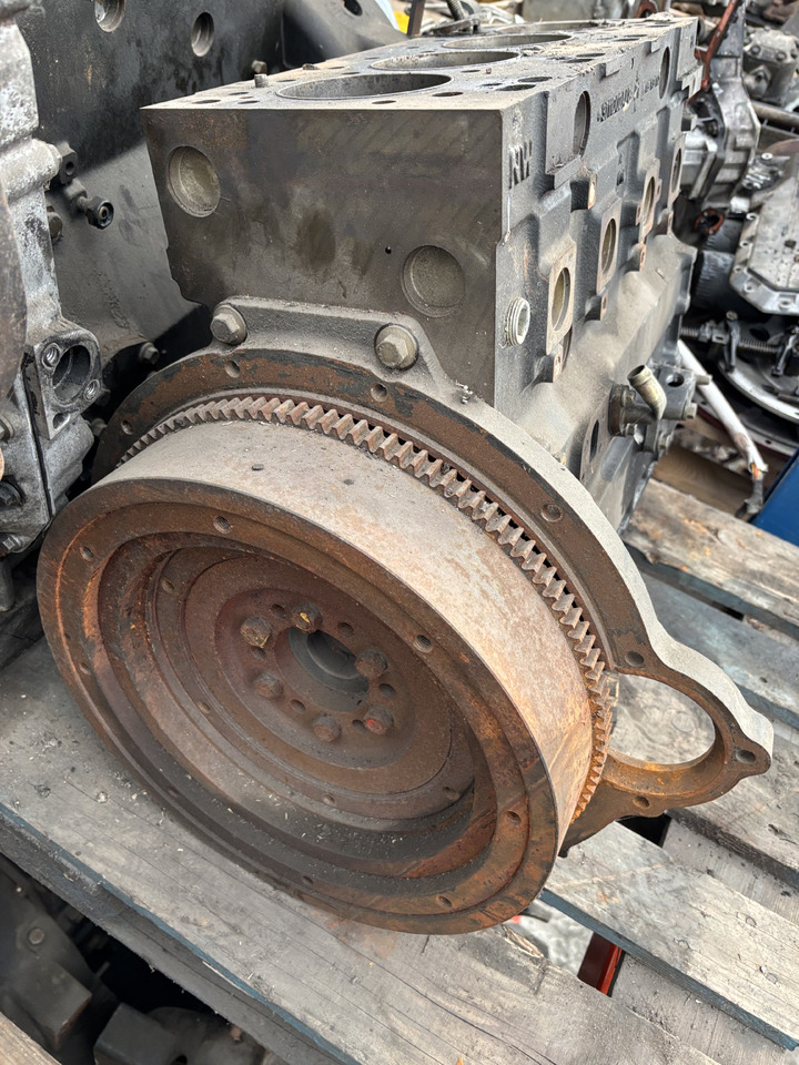 Perkins 1004 1004-40T Silnik Blok Silnika Koło Zamachowe Wał CZĘŚCI 3711DO2A/8 - Σφόνδυλος για Γεωργικά μηχανήματα: φωτογραφία 4 Perkins 1004 1004-40T Silnik Blok Silnika Koło Zamachowe Wał CZĘŚCI 3711DO2A/8 - Σφόνδυλος για Γεωργικά μηχανήματα: φωτογραφία 4