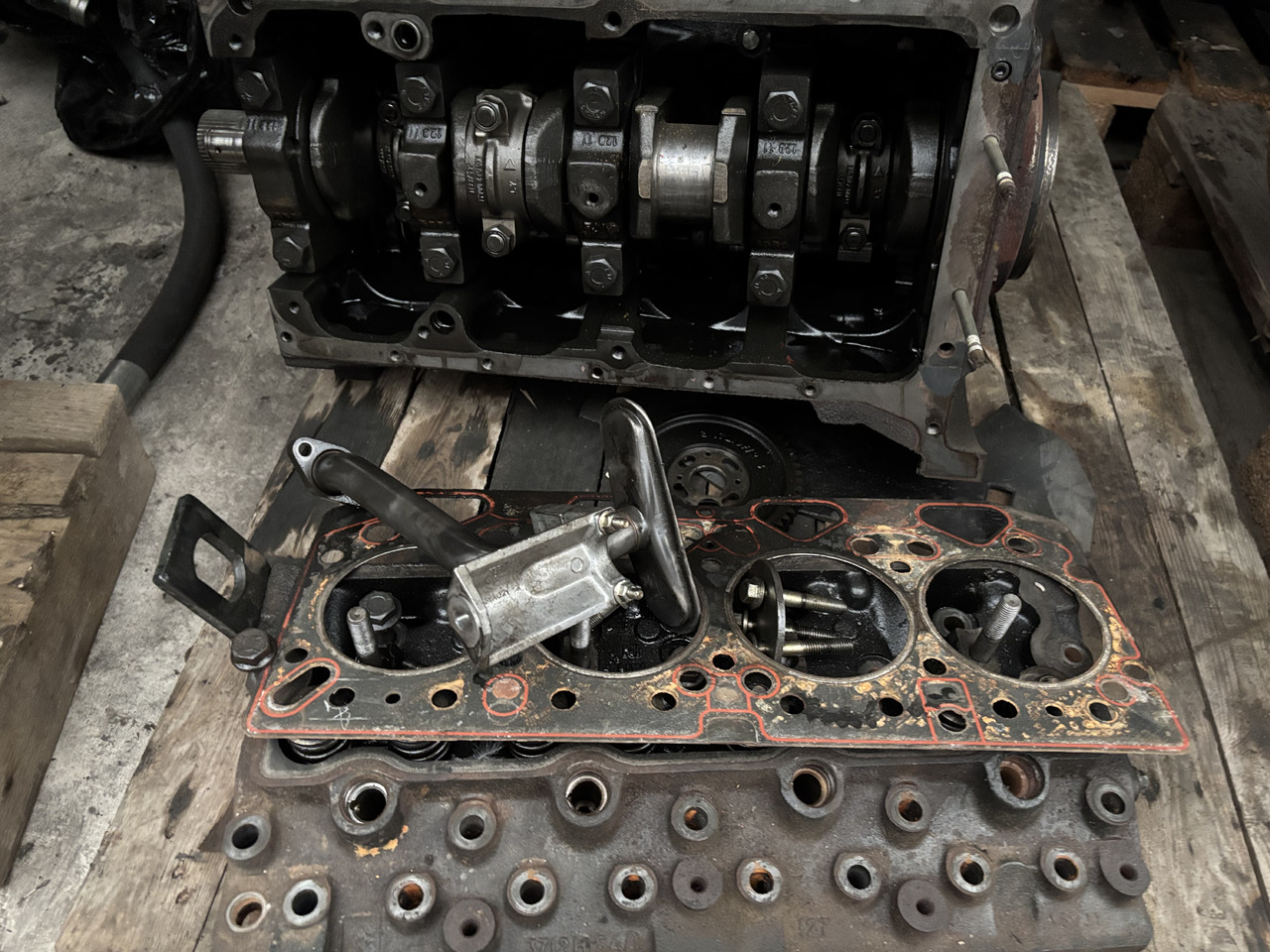 Perkins 1906/2200 Silnik Miska Wał Koło Zamachowe CZĘŚCI - Σφόνδυλος για Γεωργικά μηχανήματα: φωτογραφία 2 Perkins 1906/2200 Silnik Miska Wał Koło Zamachowe CZĘŚCI - Σφόνδυλος για Γεωργικά μηχανήματα: φωτογραφία 2