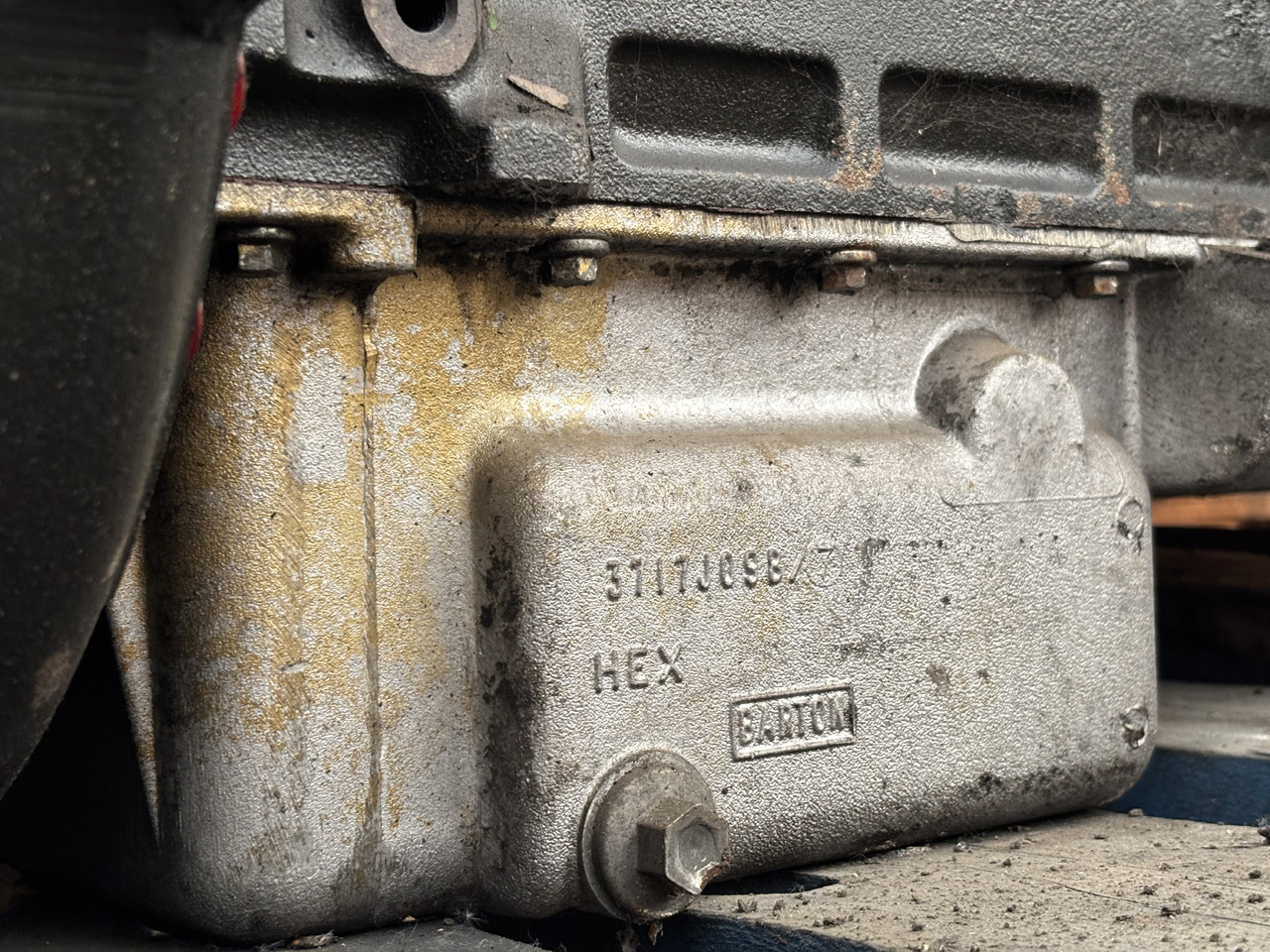 Perkins 1985/2300 Silnik Blok Koło Zamachowe Wał Miska Olejowa CZĘŚCI - Σφόνδυλος για Γεωργικά μηχανήματα: φωτογραφία 4 Perkins 1985/2300 Silnik Blok Koło Zamachowe Wał Miska Olejowa CZĘŚCI - Σφόνδυλος για Γεωργικά μηχανήματα: φωτογραφία 4