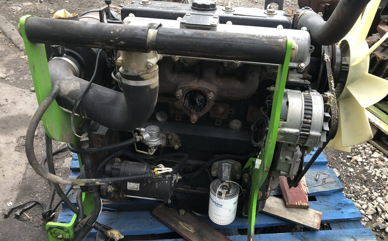 Perkins-silnik/ Perkins AR 81148 - Κινητήρας για Γεωργικά μηχανήματα: φωτογραφία 1 Perkins-silnik/ Perkins AR 81148 - Κινητήρας για Γεωργικά μηχανήματα: φωτογραφία 1