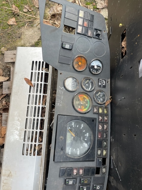 Setra deska rozdzielacz liczniki - Ταμπλό αυτοκινήτου για Λεωφορείο: φωτογραφία 1 Setra deska rozdzielacz liczniki - Ταμπλό αυτοκινήτου για Λεωφορείο: φωτογραφία 1