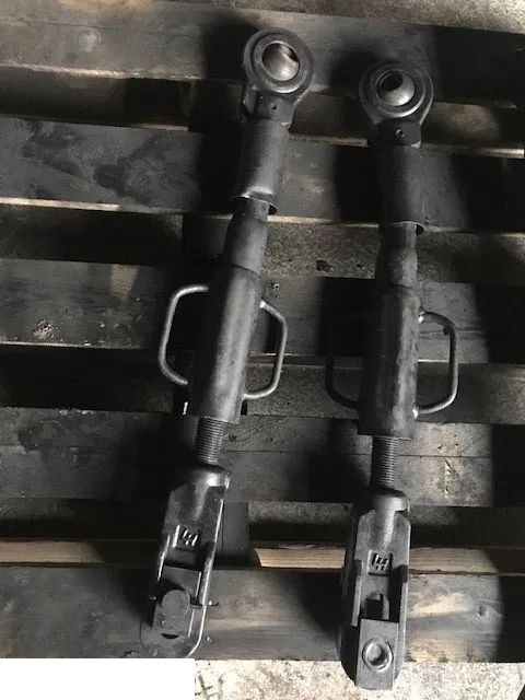 Valtra 800 900 N 91- Wieszaki / Ramion CAT 2 - Ανταλλακτικό για: φωτογραφία 1 Valtra 800 900 N 91- Wieszaki / Ramion CAT 2 - Ανταλλακτικό για: φωτογραφία 1