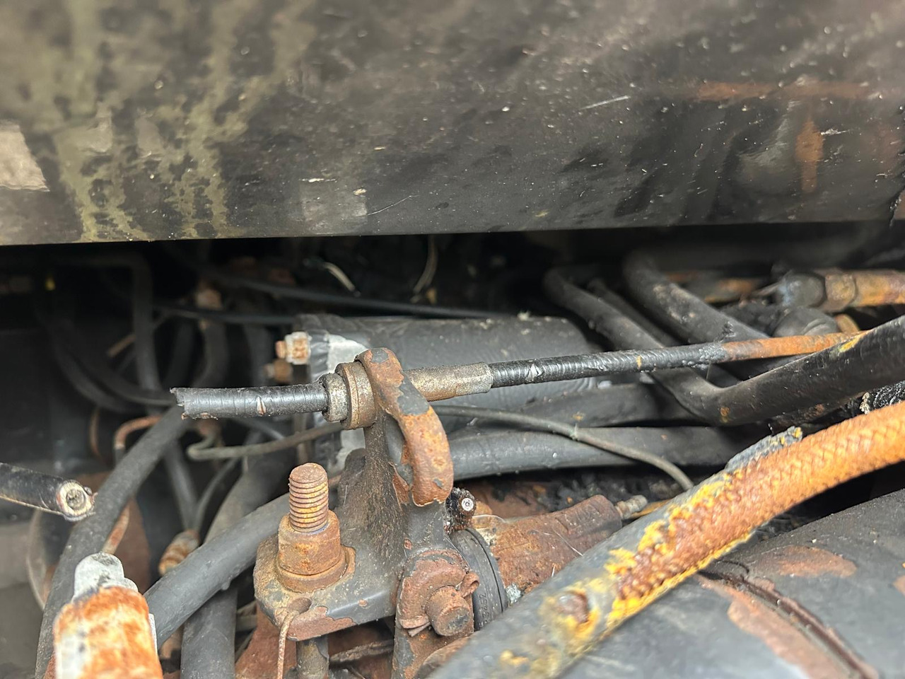 Valtra 8150 8150-4 - cała na części - Τρακτέρ: φωτογραφία 5 Valtra 8150 8150-4 - cała na części - Τρακτέρ: φωτογραφία 5