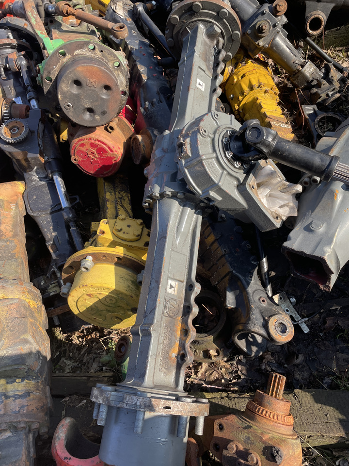 Weidemann - most przedni ZF 4472425057 - Εμπρός άξονας: φωτογραφία 1 Weidemann - most przedni ZF 4472425057 - Εμπρός άξονας: φωτογραφία 1