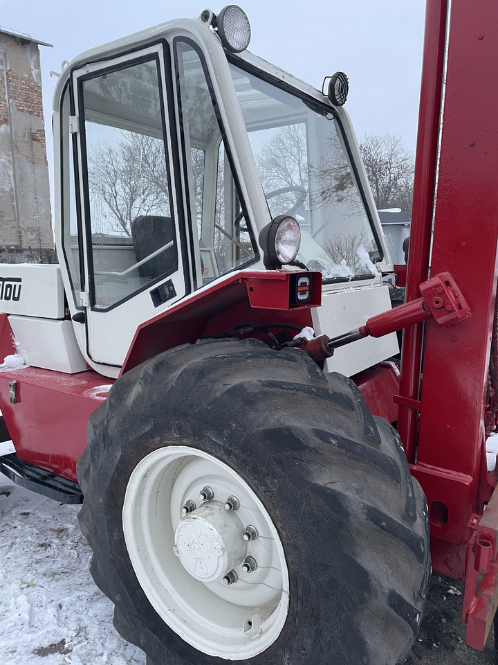 Wózek widłowy Manitou 4x4 54.000zł brutto - Φορτηγό ανωμάλου εδάφους: φωτογραφία 3 Wózek widłowy Manitou 4x4 54.000zł brutto - Φορτηγό ανωμάλου εδάφους: φωτογραφία 3