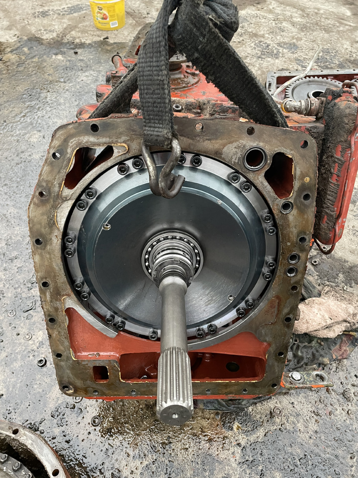ZF 4PW45H1 Zettelmayer Volvo - skrzynia biegów - flansza 4620332115 - Κιβώτιο ταχυτήτων για Γεωργικά μηχανήματα: φωτογραφία 1 ZF 4PW45H1 Zettelmayer Volvo - skrzynia biegów - flansza 4620332115 - Κιβώτιο ταχυτήτων για Γεωργικά μηχανήματα: φωτογραφία 1