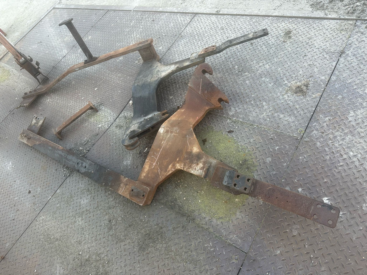 Zetor TL - TUR ładowacz czołowy + mocowania - Φορτωτησ για τρακτερ: φωτογραφία 4 Zetor TL - TUR ładowacz czołowy + mocowania - Φορτωτησ για τρακτερ: φωτογραφία 4