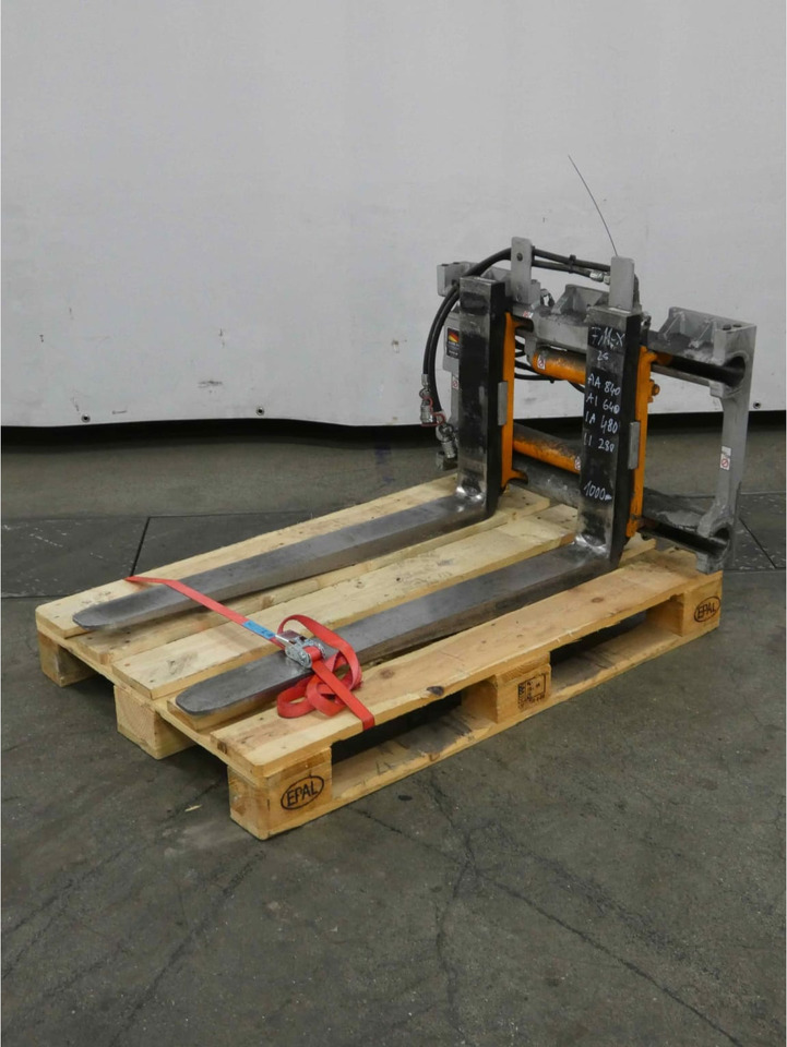 Durwen Fork positioner FEM 2 RZV25 - Παρελκόμενα για Ανυψωτικό μηχάνημα: φωτογραφία 1 Durwen Fork positioner FEM 2 RZV25 - Παρελκόμενα για Ανυψωτικό μηχάνημα: φωτογραφία 1