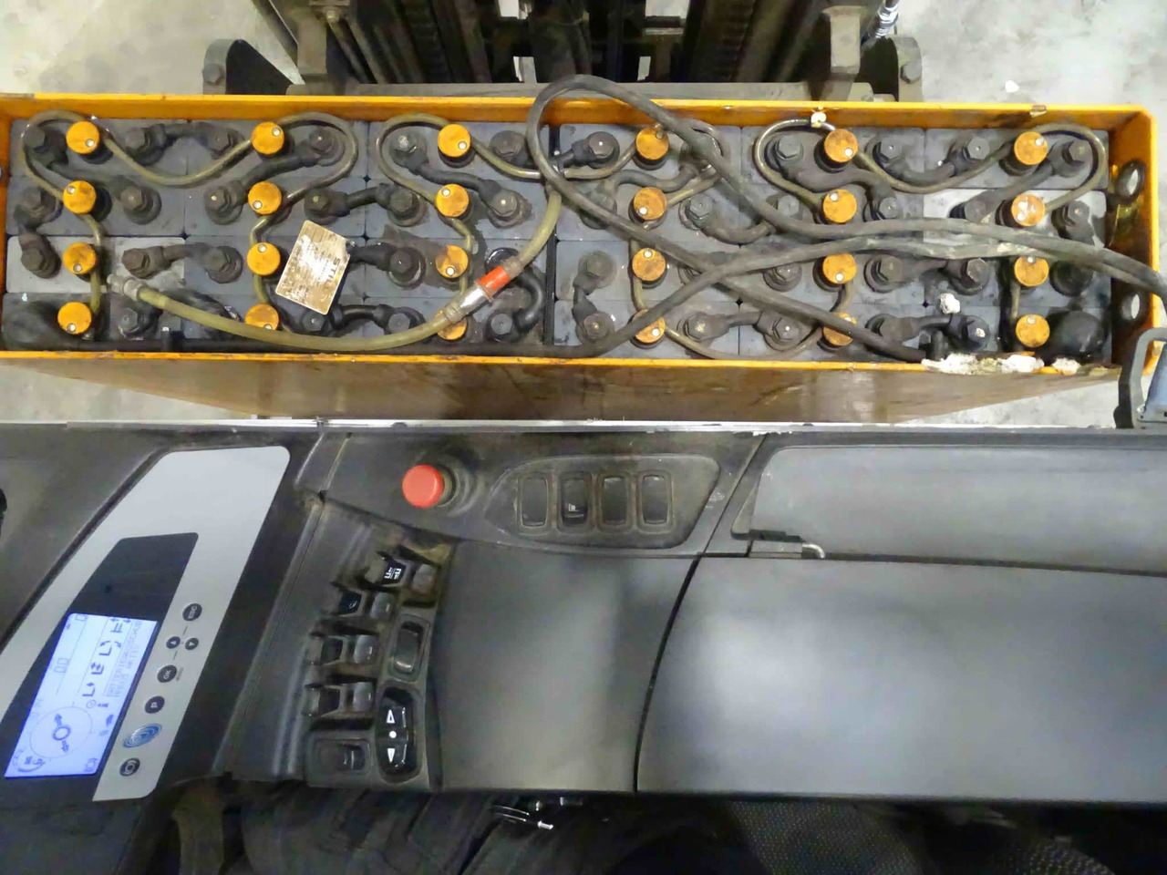STILL FM-X17 - Ανυψωτικό στενών δρόμων: φωτογραφία 5 STILL FM-X17 - Ανυψωτικό στενών δρόμων: φωτογραφία 5