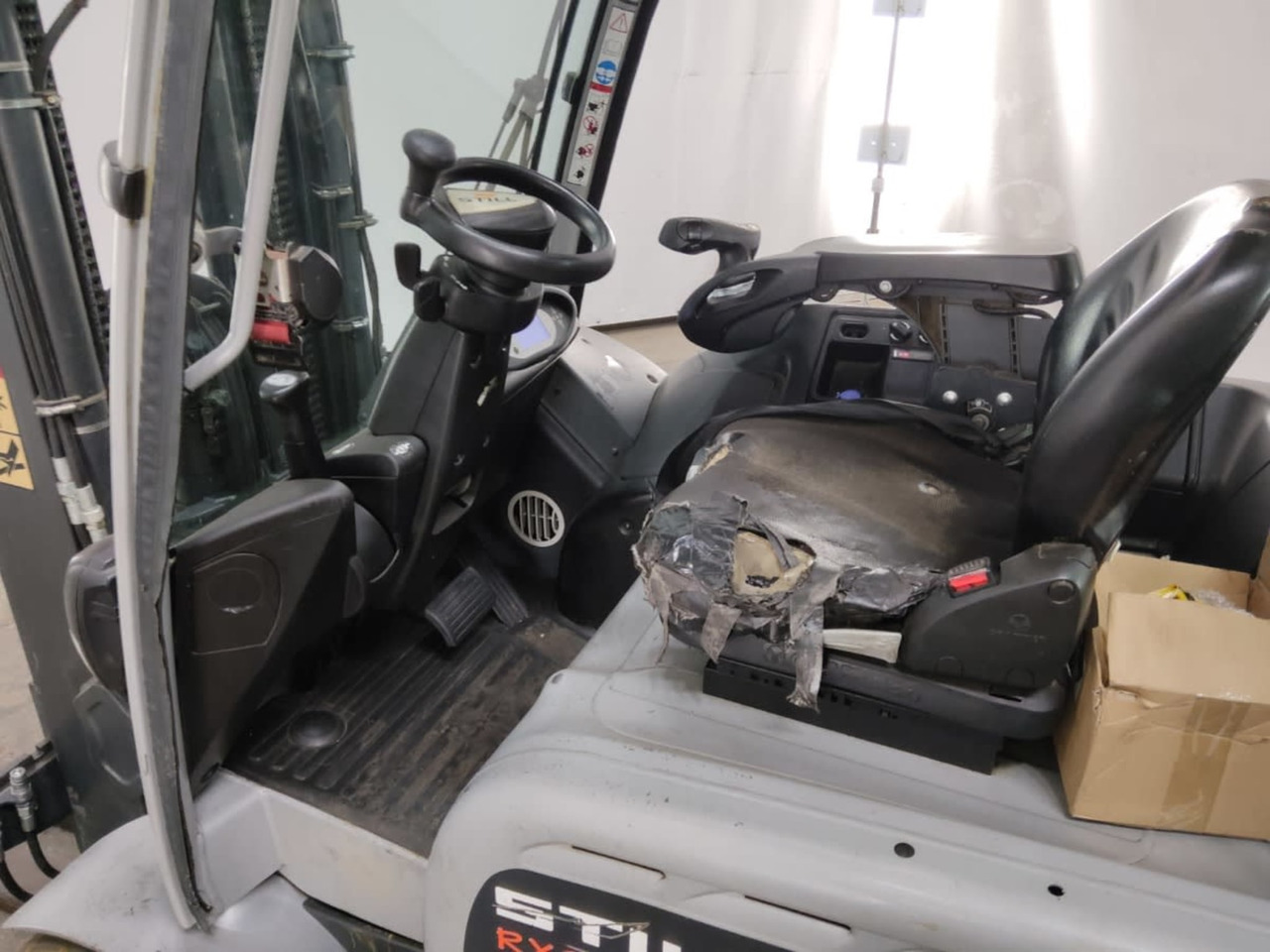 STILL RX60-30 - Ηλεκτροκίνητο περονοφόρο: φωτογραφία 4 STILL RX60-30 - Ηλεκτροκίνητο περονοφόρο: φωτογραφία 4