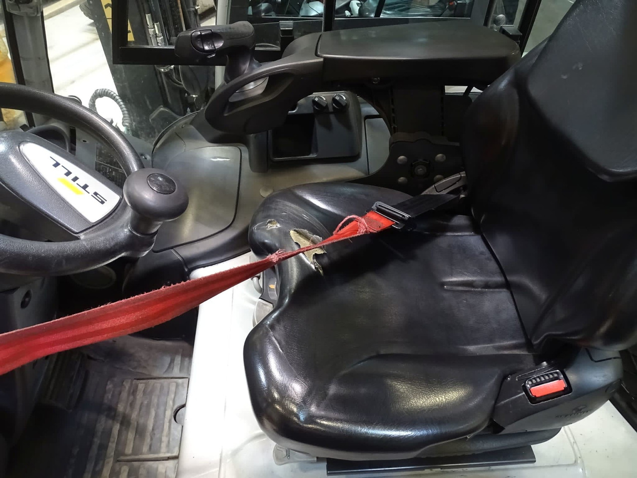 STILL RX60-30 - Ηλεκτροκίνητο περονοφόρο: φωτογραφία 4 STILL RX60-30 - Ηλεκτροκίνητο περονοφόρο: φωτογραφία 4