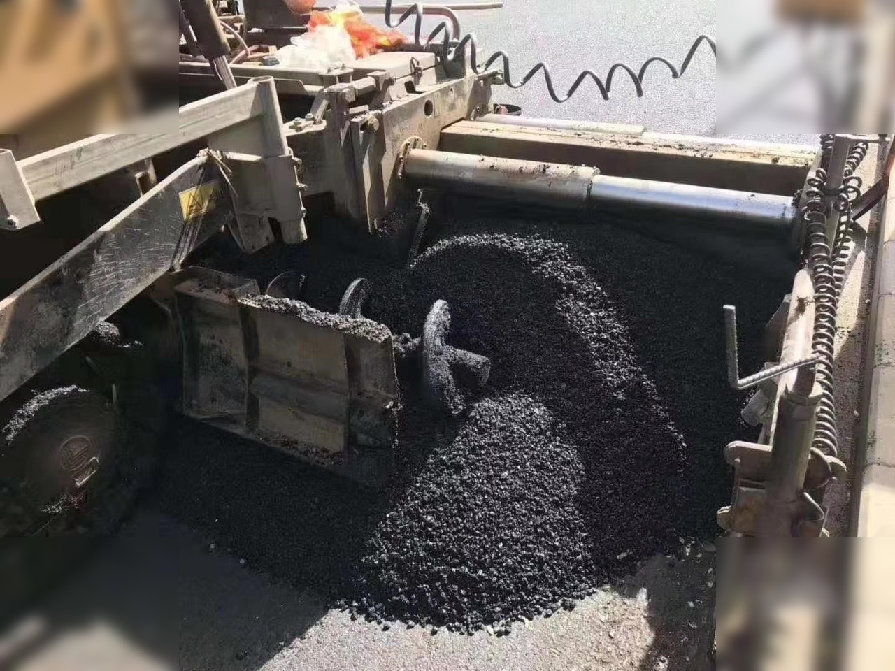 2010 CATERPILLAR AP-755 - Διαστρωτήρας ασφάλτου: φωτογραφία 5 2010 CATERPILLAR AP-755 - Διαστρωτήρας ασφάλτου: φωτογραφία 5