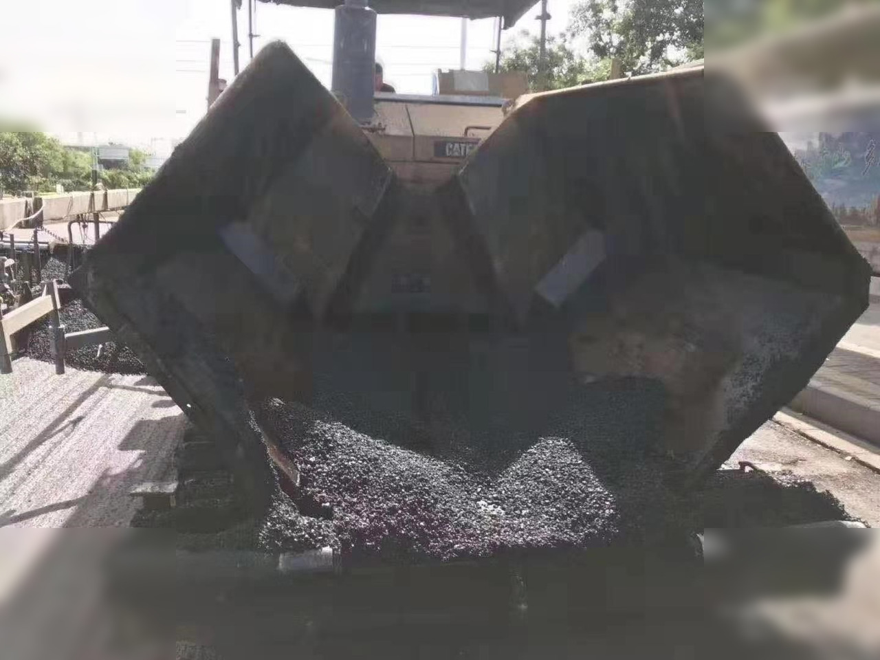 2010 CATERPILLAR AP-755 - Διαστρωτήρας ασφάλτου: φωτογραφία 3 2010 CATERPILLAR AP-755 - Διαστρωτήρας ασφάλτου: φωτογραφία 3