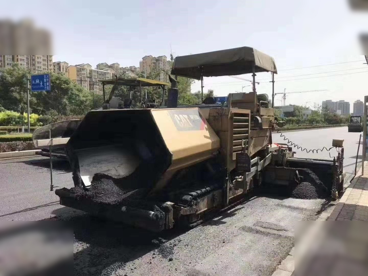 2010 CATERPILLAR AP-755 - Διαστρωτήρας ασφάλτου: φωτογραφία 1 2010 CATERPILLAR AP-755 - Διαστρωτήρας ασφάλτου: φωτογραφία 1