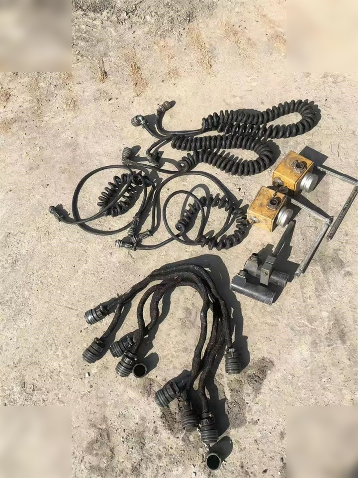 2017 CATERPILLAR AP-655F - Διαστρωτήρας ασφάλτου: φωτογραφία 4 2017 CATERPILLAR AP-655F - Διαστρωτήρας ασφάλτου: φωτογραφία 4