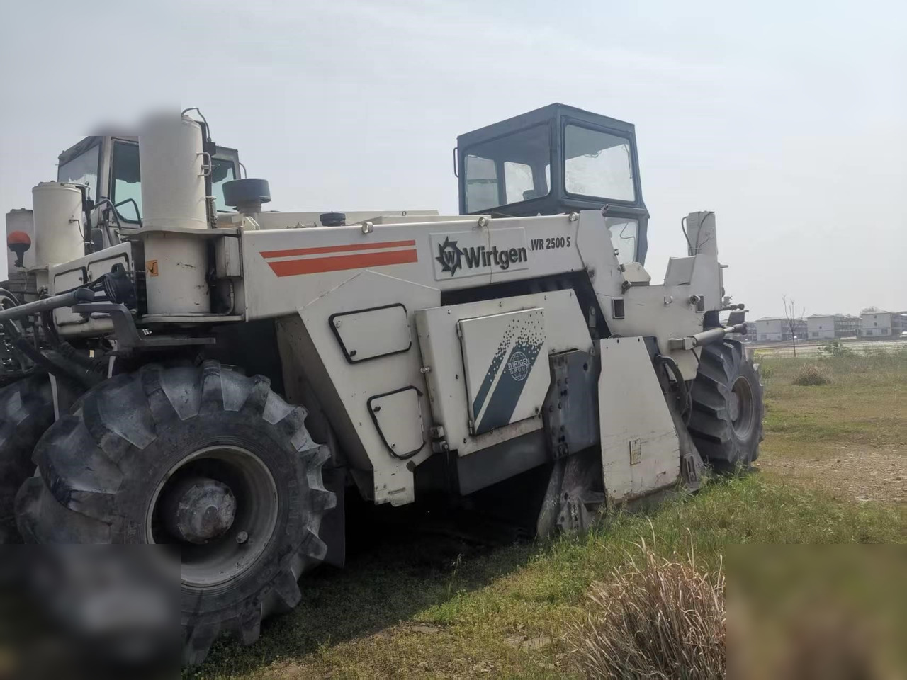 WIRTGEN WR2500 - Σταθεροποιητή εδάφους: φωτογραφία 1 WIRTGEN WR2500 - Σταθεροποιητή εδάφους: φωτογραφία 1