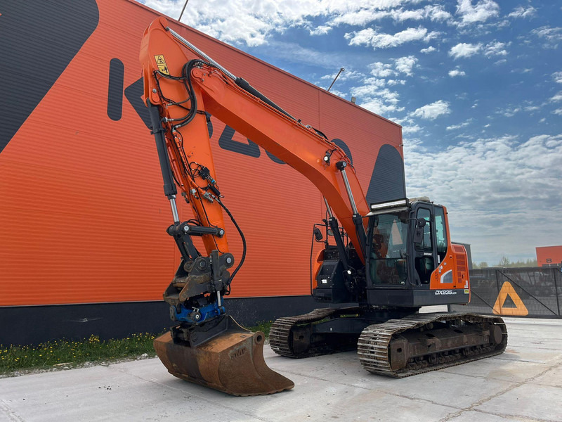Doosan DX 235 LCR-5 3 D / ROTOTILT / CENTRAL LUBRICATION / AC - Ερπυστριοφόρος εκσκαφέας: φωτογραφία 2 Doosan DX 235 LCR-5 3 D / ROTOTILT / CENTRAL LUBRICATION / AC - Ερπυστριοφόρος εκσκαφέας: φωτογραφία 2
