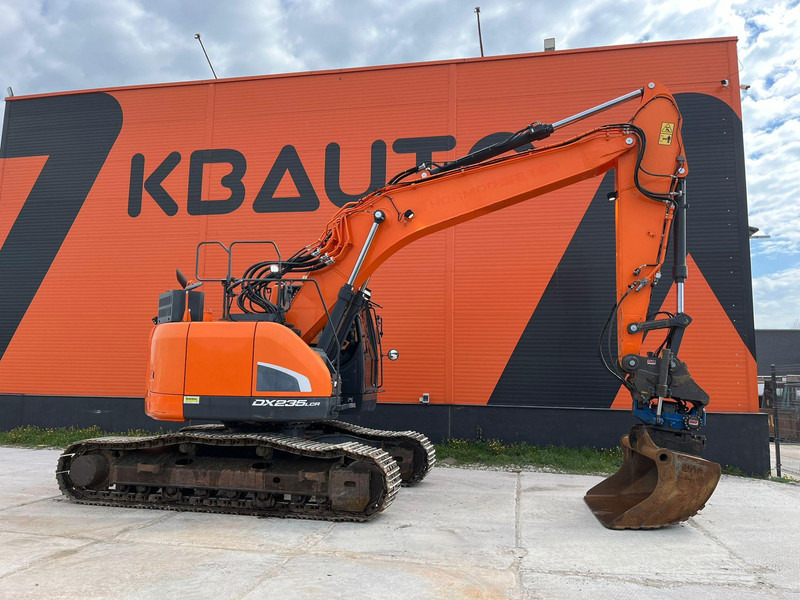 Doosan DX 235 LCR-5 3 D / ROTOTILT / CENTRAL LUBRICATION / AC - Ερπυστριοφόρος εκσκαφέας: φωτογραφία 5 Doosan DX 235 LCR-5 3 D / ROTOTILT / CENTRAL LUBRICATION / AC - Ερπυστριοφόρος εκσκαφέας: φωτογραφία 5