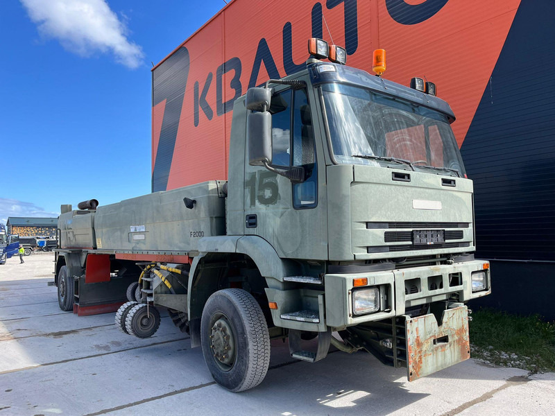 Iveco Fresia F 2000 4x4 SNOW PLOW / BROOM / BLOWER - Σάρωθρο δρόμων: φωτογραφία 4 Iveco Fresia F 2000 4x4 SNOW PLOW / BROOM / BLOWER - Σάρωθρο δρόμων: φωτογραφία 4