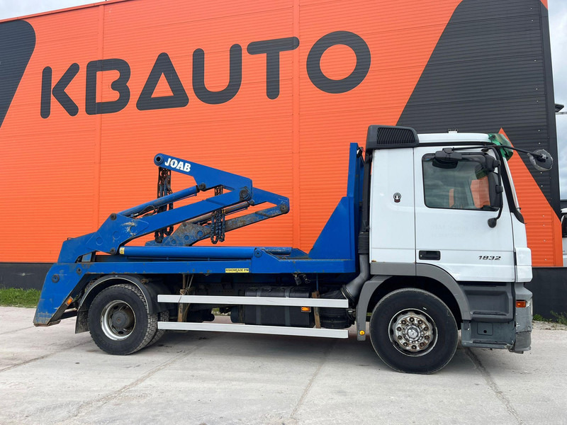 Mercedes-Benz Actros 1832 4x2 JOAB HL 14 U - Φορτηγό καδοφόρος φορτωτής: φωτογραφία 5 Mercedes-Benz Actros 1832 4x2 JOAB HL 14 U - Φορτηγό καδοφόρος φορτωτής: φωτογραφία 5