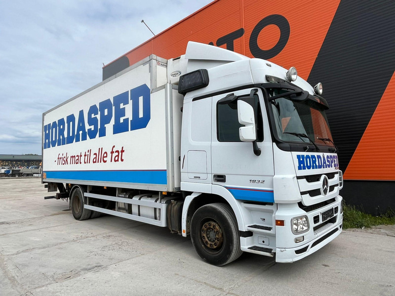 Mercedes-Benz Actros 1832 4x2 SUPRA 850 Mt / BOX L=8226 mm - Φορτηγό ψυγείο: φωτογραφία 4 Mercedes-Benz Actros 1832 4x2 SUPRA 850 Mt / BOX L=8226 mm - Φορτηγό ψυγείο: φωτογραφία 4