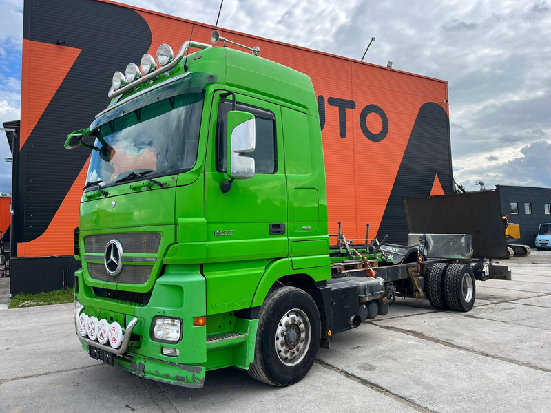 Mercedes-Benz Actros 1832 4x2 V6 ENGINE / CHASSIS L=7100 mm - Φορτηγό σασί: φωτογραφία 2 Mercedes-Benz Actros 1832 4x2 V6 ENGINE / CHASSIS L=7100 mm - Φορτηγό σασί: φωτογραφία 2
