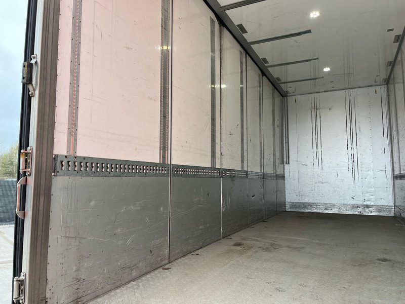 Φορτηγό κόφα Mercedes-Benz Actros 2545 6x2*4 BOX L=7445 mm: φωτογραφία 14
