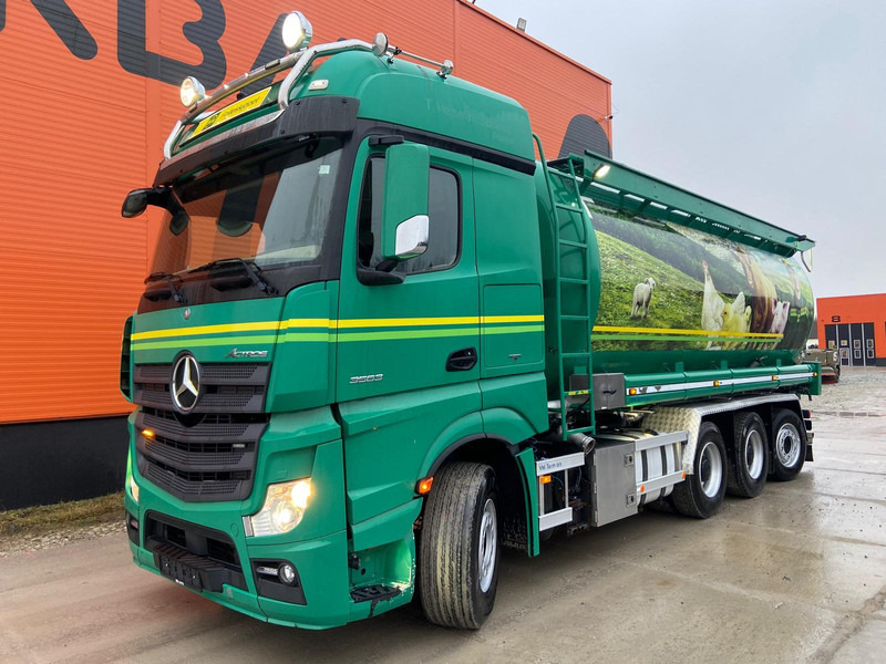 Mercedes-Benz Actros 3563 8x4*4 RETARDER / TANK 34000 l - Φορτηγό βυτιοφόρο: φωτογραφία 2 Mercedes-Benz Actros 3563 8x4*4 RETARDER / TANK 34000 l - Φορτηγό βυτιοφόρο: φωτογραφία 2