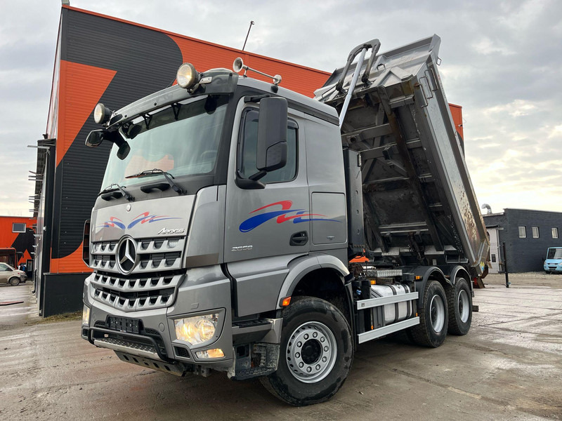 Mercedes-Benz Arocs 2658 6x4 COMBI / RETARDER / FULL STEEL / BOX L=4435 mm - Φορτηγό ανατρεπόμενο: φωτογραφία 2 Mercedes-Benz Arocs 2658 6x4 COMBI / RETARDER / FULL STEEL / BOX L=4435 mm - Φορτηγό ανατρεπόμενο: φωτογραφία 2