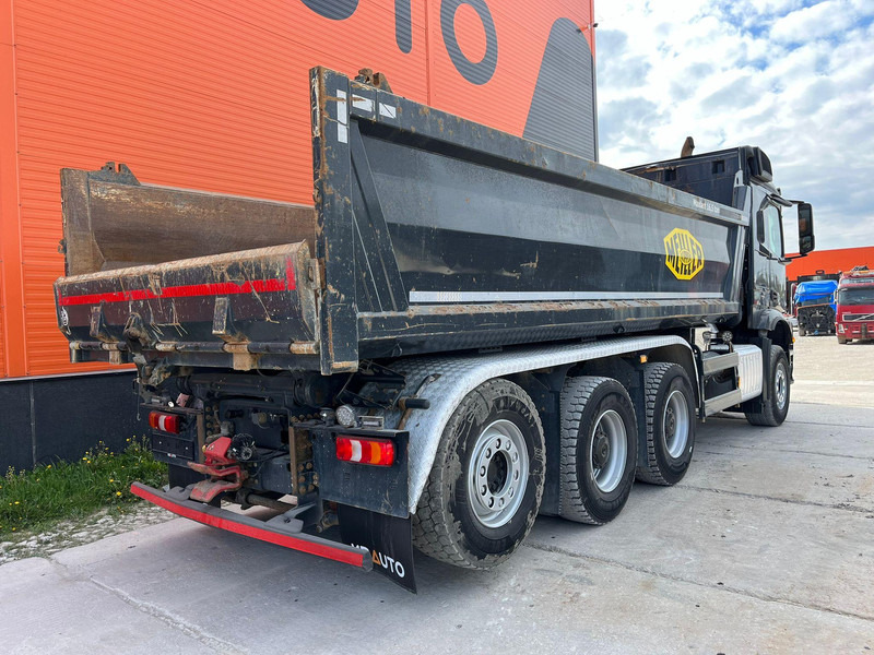 Φορτηγό ανατρεπόμενο Mercedes-Benz Arocs 3258 8x4*4 BOX L=6014 mm: φωτογραφία 6