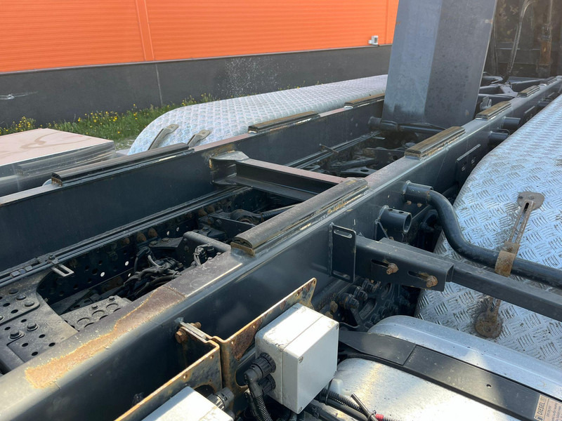 Φορτηγό ανατρεπόμενο Mercedes-Benz Arocs 3258 8x4*4 BOX L=6014 mm: φωτογραφία 14