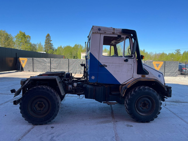 Mercedes-Benz Unimog U130 4x4 - Τράκτορας: φωτογραφία 5 Mercedes-Benz Unimog U130 4x4 - Τράκτορας: φωτογραφία 5