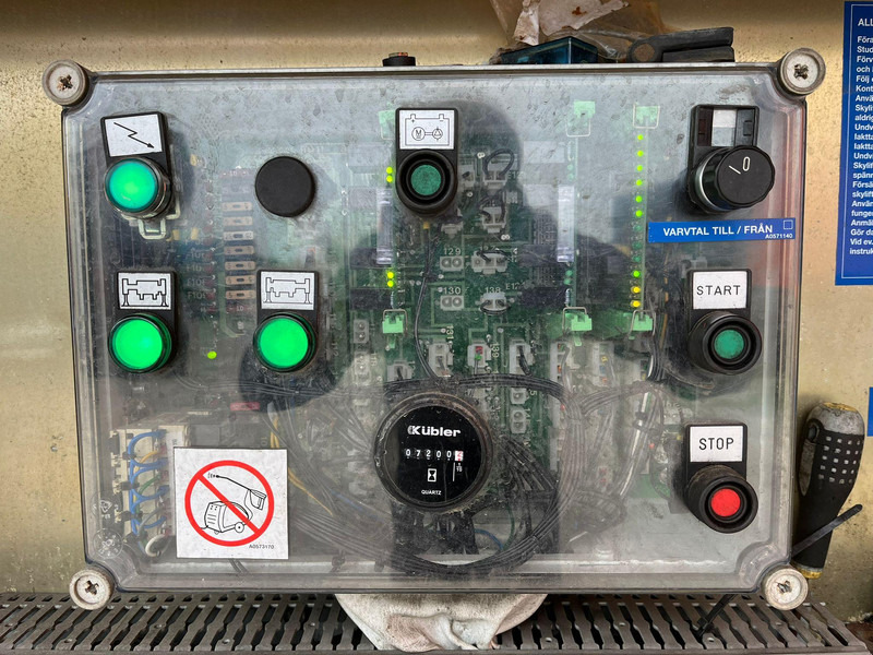 Leasing Scania P 114 6x2*4 BRONTO S 32 HDT / 32 meters / 440 kg Scania P 114 6x2*4 BRONTO S 32 HDT / 32 meters / 440 kg: φωτογραφία 14 Leasing Scania P 114 6x2*4 BRONTO S 32 HDT / 32 meters / 440 kg Scania P 114 6x2*4 BRONTO S 32 HDT / 32 meters / 440 kg: φωτογραφία 14