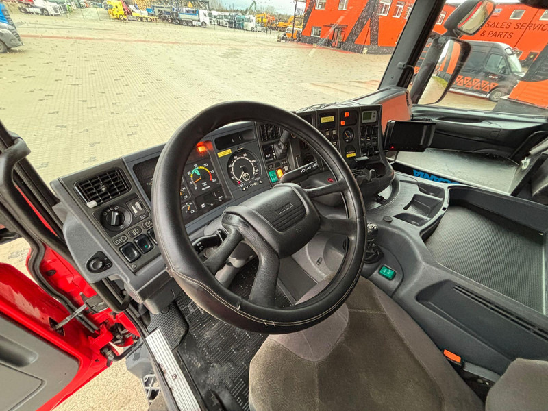 Όχημα εκκένωσης βόθρων Scania P 124 6x2*4 KORP&SON / TANK 8000 l / VACUUM Wittig RFW260 / PRESSURE Uraca DK716 140 bar / 400 l/min: φωτογραφία 17 Όχημα εκκένωσης βόθρων Scania P 124 6x2*4 KORP&SON / TANK 8000 l / VACUUM Wittig RFW260 / PRESSURE Uraca DK716 140 bar / 400 l/min: φωτογραφία 17