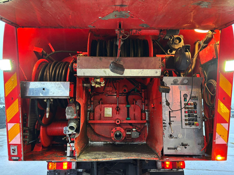 Όχημα εκκένωσης βόθρων Scania P 124 6x2*4 KORP&SON / TANK 8000 l / VACUUM Wittig RFW260 / PRESSURE Uraca DK716 140 bar / 400 l/min: φωτογραφία 13 Όχημα εκκένωσης βόθρων Scania P 124 6x2*4 KORP&SON / TANK 8000 l / VACUUM Wittig RFW260 / PRESSURE Uraca DK716 140 bar / 400 l/min: φωτογραφία 13