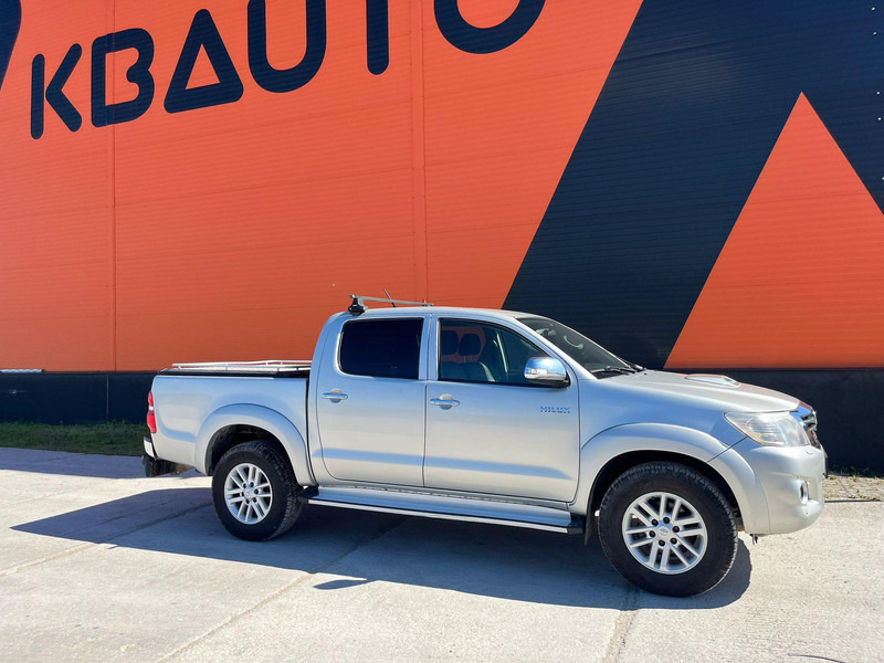 Toyota Hilux 4x4 - Ημιφορτηγό: φωτογραφία 5 Toyota Hilux 4x4 - Ημιφορτηγό: φωτογραφία 5