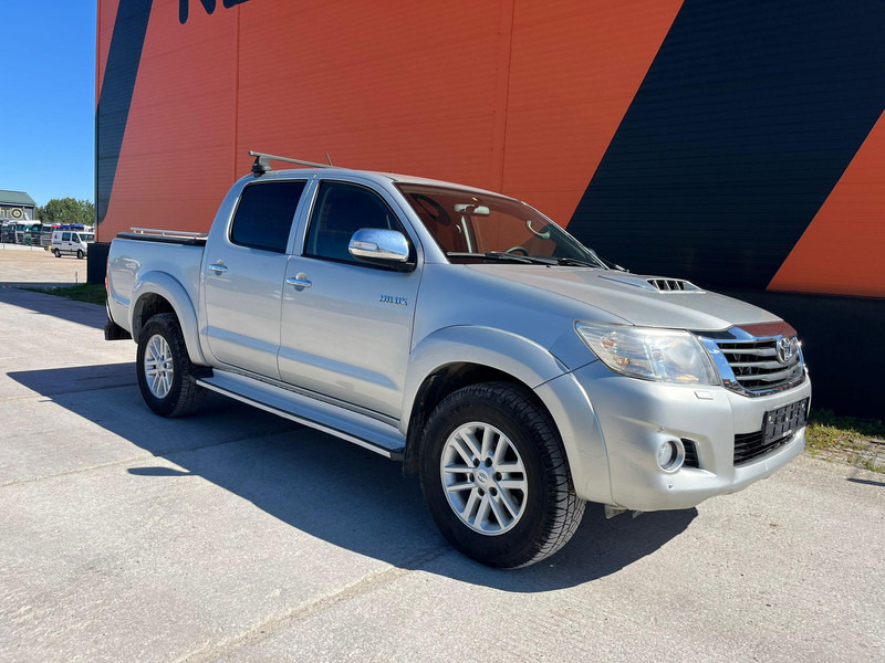 Toyota Hilux 4x4 - Ημιφορτηγό: φωτογραφία 4 Toyota Hilux 4x4 - Ημιφορτηγό: φωτογραφία 4