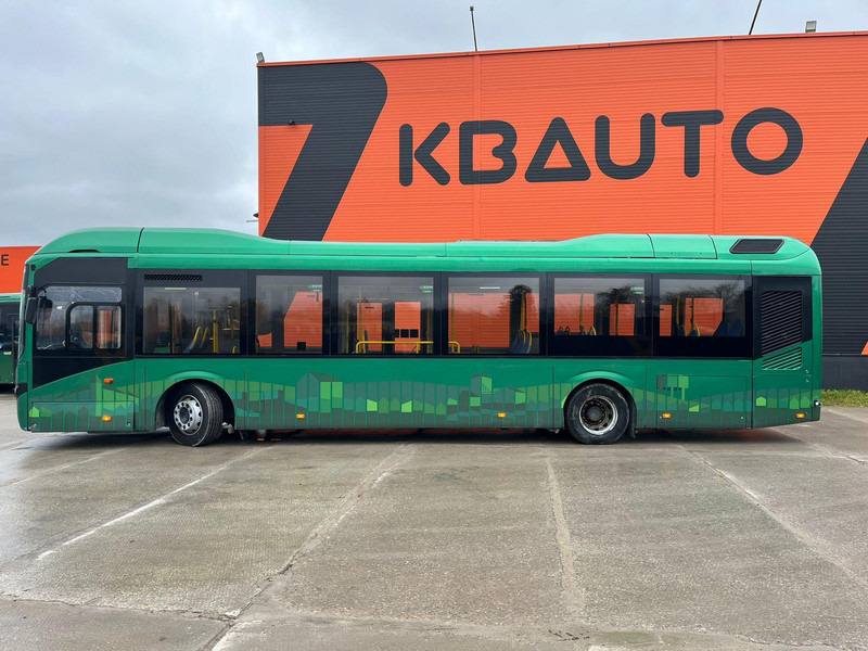 Volvo B5LH 7900 HYBRID 4x2 HYBRID / AC / AUXILIARY HEATING / WHEELCHAIR RAMP - Αστικό λεωφορείο: φωτογραφία 4 Volvo B5LH 7900 HYBRID 4x2 HYBRID / AC / AUXILIARY HEATING / WHEELCHAIR RAMP - Αστικό λεωφορείο: φωτογραφία 4