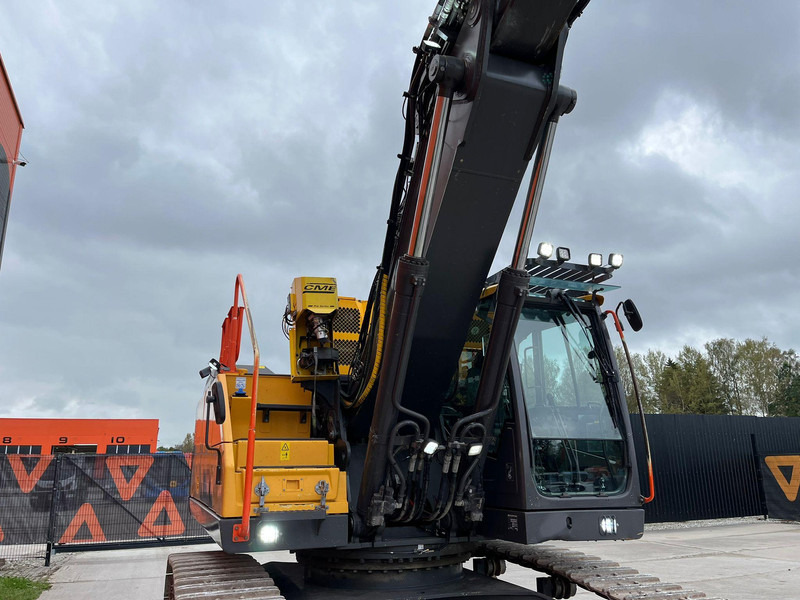 Ερπυστριοφόρος εκσκαφέας Volvo EC 300 E WITH MONTABERT CPA 295 DRILL PRICE 123900.-: φωτογραφία 17