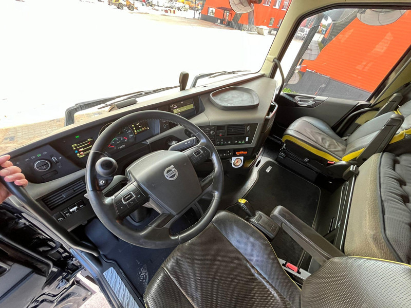 Leasing Volvo FH 16 750 6x4 GCW 90 ton / RETARDER Volvo FH 16 750 6x4 GCW 90 ton / RETARDER: φωτογραφία 15 Leasing Volvo FH 16 750 6x4 GCW 90 ton / RETARDER Volvo FH 16 750 6x4 GCW 90 ton / RETARDER: φωτογραφία 15