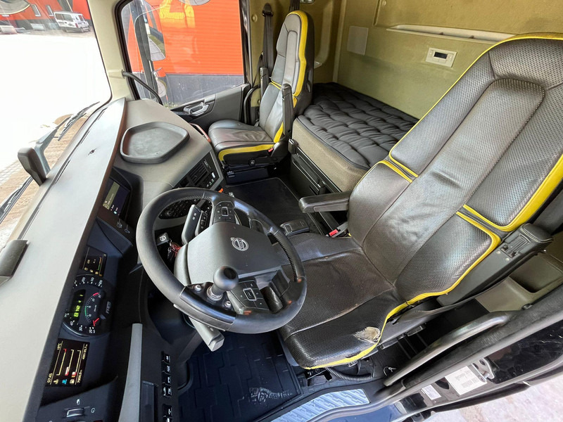 Leasing Volvo FH 16 750 6x4 GCW 90 ton / RETARDER Volvo FH 16 750 6x4 GCW 90 ton / RETARDER: φωτογραφία 18 Leasing Volvo FH 16 750 6x4 GCW 90 ton / RETARDER Volvo FH 16 750 6x4 GCW 90 ton / RETARDER: φωτογραφία 18