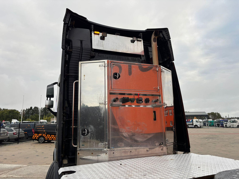 Leasing Volvo FH 16 750 6x4 GCW 90 ton / RETARDER Volvo FH 16 750 6x4 GCW 90 ton / RETARDER: φωτογραφία 14 Leasing Volvo FH 16 750 6x4 GCW 90 ton / RETARDER Volvo FH 16 750 6x4 GCW 90 ton / RETARDER: φωτογραφία 14