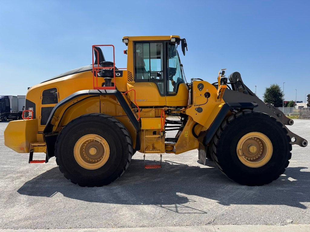 Volvo L180H - Ελαστιχοφόρος φορτωτής: φωτογραφία 5 Volvo L180H - Ελαστιχοφόρος φορτωτής: φωτογραφία 5