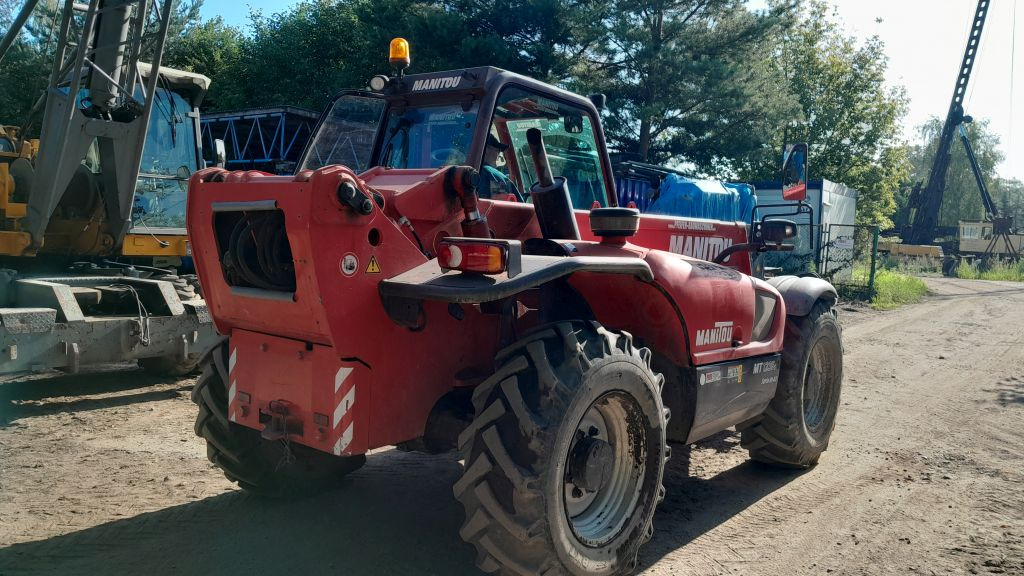 MANITOU MT 1235S - Τηλεσκοπικός μπροστινός φορτωτής: φωτογραφία 4 MANITOU MT 1235S - Τηλεσκοπικός μπροστινός φορτωτής: φωτογραφία 4