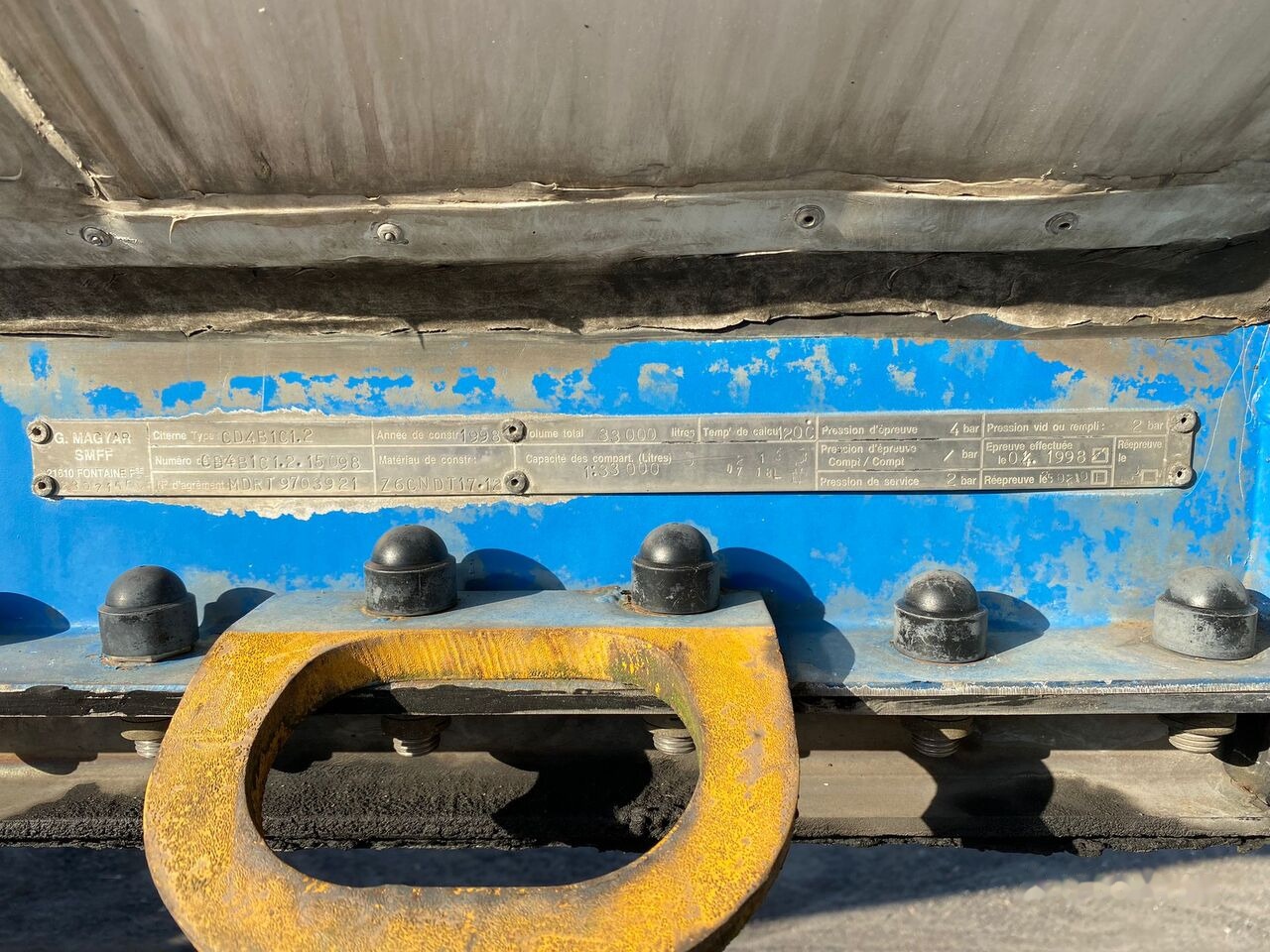 Επικαθήμενο βυτίο για τη μεταφορά χημικών ουσιών Magyar: φωτογραφία 18 Επικαθήμενο βυτίο για τη μεταφορά χημικών ουσιών Magyar: φωτογραφία 18